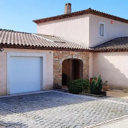 T2 Calme + Cadre Verdoyant Apartment *