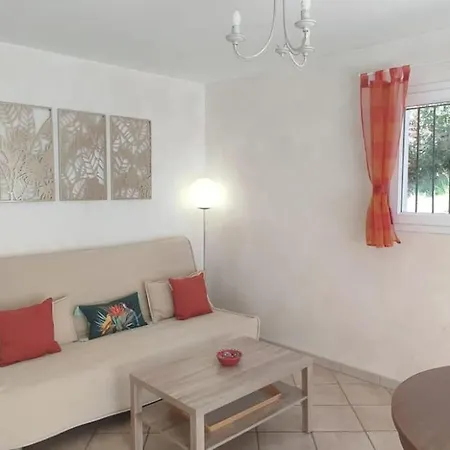 T2 Calme + Cadre Verdoyant Apartment *